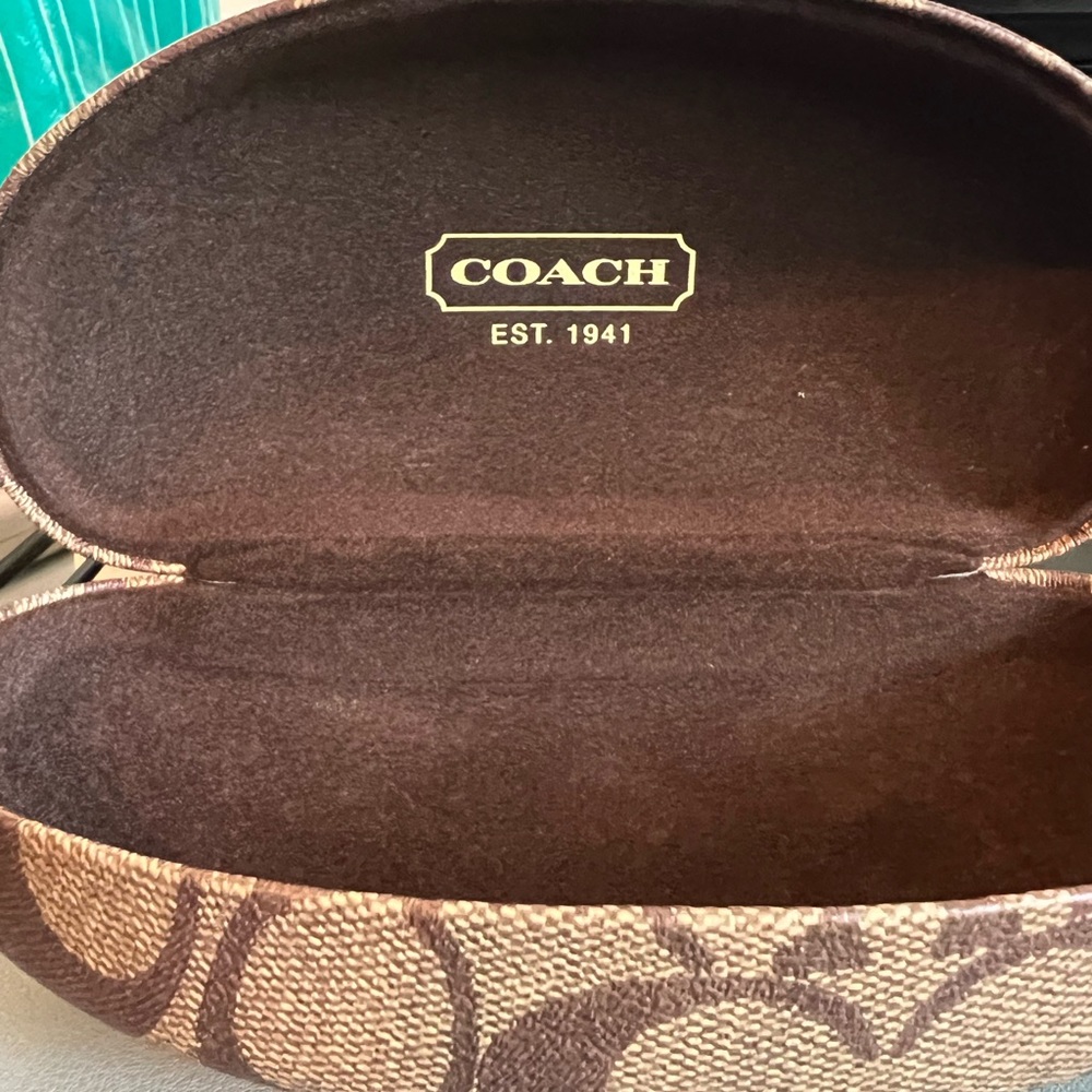 Coach hard shell sunglasses case - Picture 3 of 4